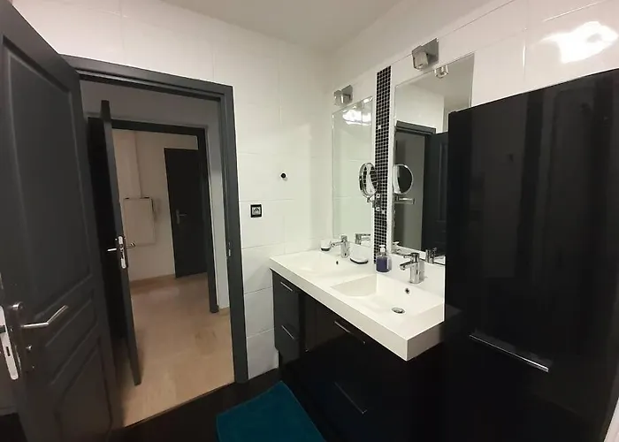 Bel A Cote Des Plages 2 A 5 Personnes